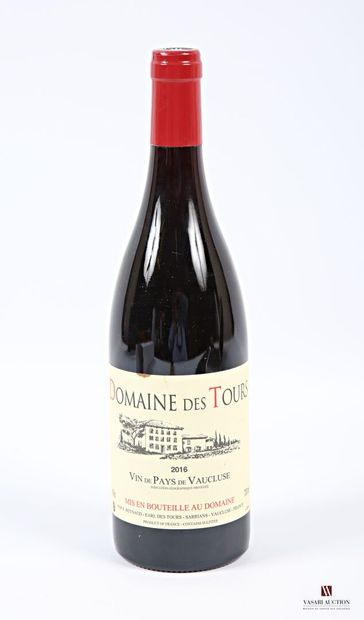 null 1 bottle VDP de Vaucluse mise Domaine des TOURS 2016
	Et. slightly stained....
