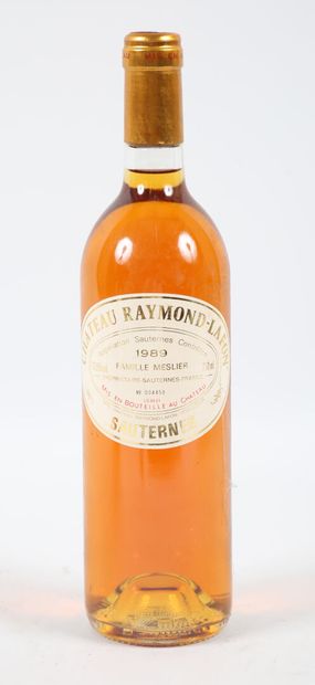 null 1 bottle Château RAYMOND LAFON Sauternes 1989
	Et. barely stained. N: mid-n...