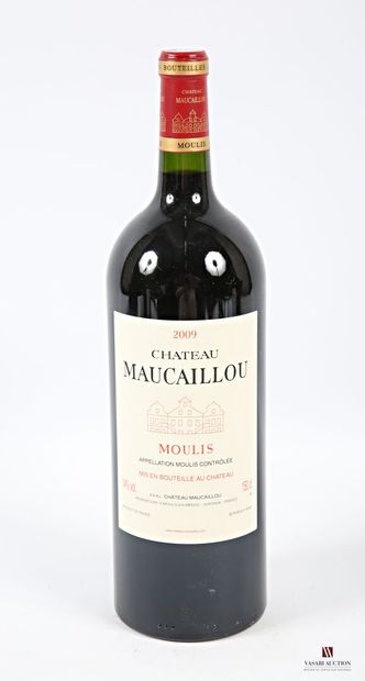 null 1 magnum Château MAUCAILLOU Moulis 2009
	Et. impeccable. N: mid-neck.
