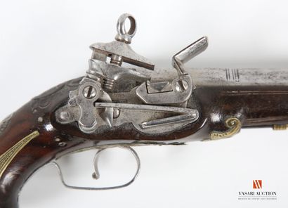 null Flintlock travel pistol, pocket model, 9.2 cm round barrel, miquelet lock, carved...