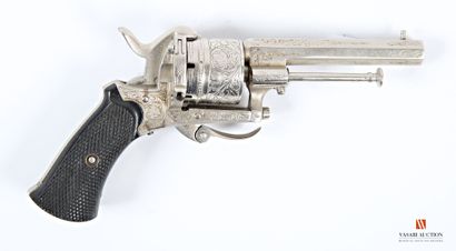 null 7 mm pinfire revolver, 8.5 cm octagonal barrel, engraved six-chamber cylinder,...
