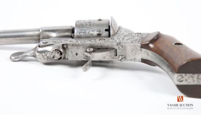 null Pinfire revolver calibre 7 mm, very rare model with tilting barrel, opening...