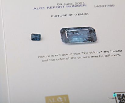 null Rectangular cut sapphire, 1.34 carats, with ALGT Antwerp Laboratory for Gemstones...