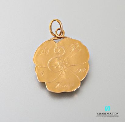 null Félix Rasumny, yellow gold 750 thousandths pendant in the form of a blossoming...