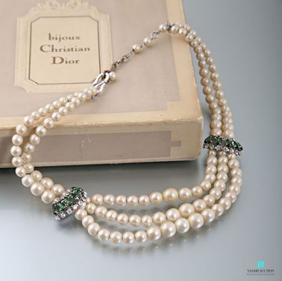 null Christian Dior, 1959, necklace of tumbling fantasy pearls, the three-row center...
