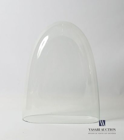 Globe en verre de forme ovale 
(égrenures...