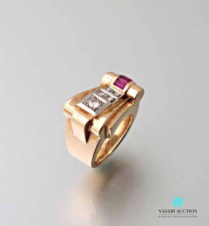 null 1940s pink gold and platinum ring set with old-cut and simplified diamonds and...