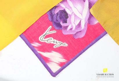 null Lot de huit foulards pochette de diverses marques la majorité en soie dont Yves...