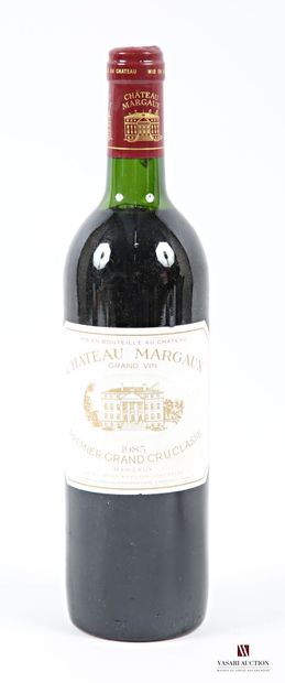 MARGAUX	Margaux 1er GCC 1985 1 bottle Château MARGAUX Margaux 1er GCC 1985
	Et. slightly...