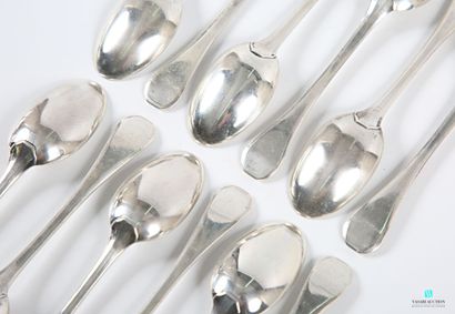 null Twelve coffee spoons in silver 950 thousandths, with slight cut sides.
Goldsmith...