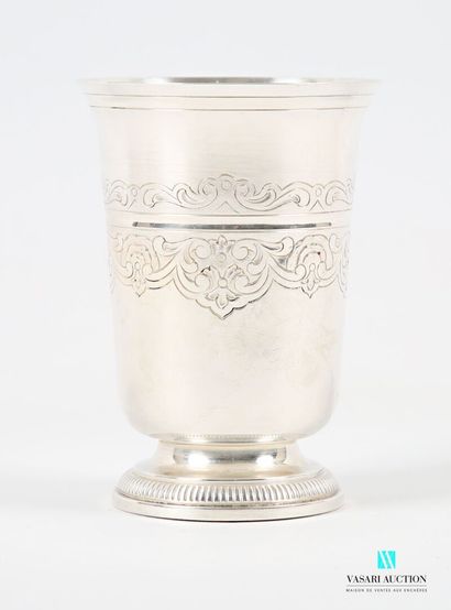 null Timbale in silver 925 thousandths standing on a pedestal base hemmed with gadroons,...