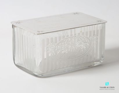 null Rectangular-shaped cookie tin in partly frosted fluted crystal, decorated with...