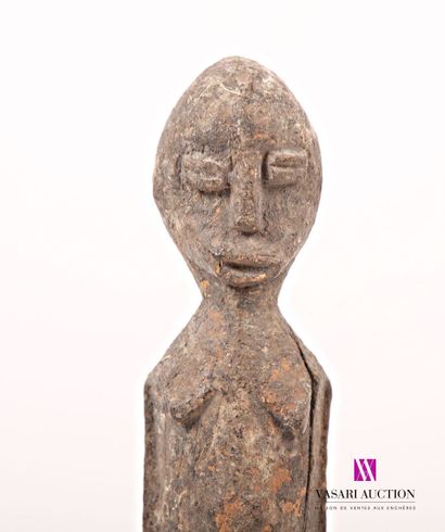 null BURKINA FASO, LOBI
Statuette en bois sculpté figurant une femme debout.
Haut....