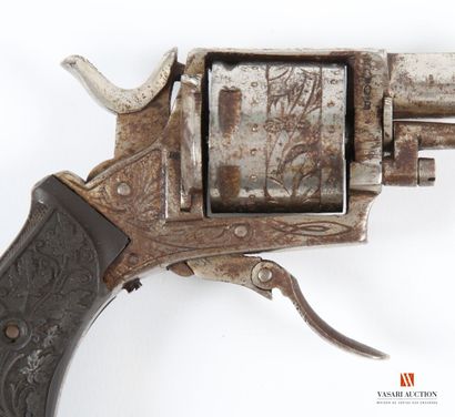 null Revolver de poche type BRITISH BULLDOG calibre .320, canon de 40 mm, barillet...