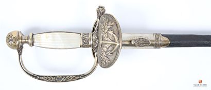 null Épée à ciselure du modèle 1816 pour officier de Marine, monture laiton mono...