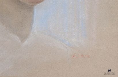 null École française du XXème siècle
Portrait de femme 
Pastel
Signature apocryphe...