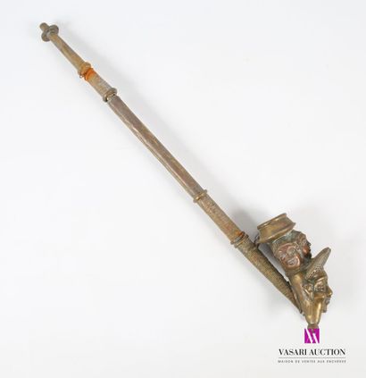 null BAMOUN - CAMEROON
Bronze pipe, the scabbard with a chubby man's head surmounted...