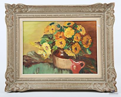 null JALON (XXème siècle)
Bouquet de fleurs jaunes sur un entablement
Huile sur toile...