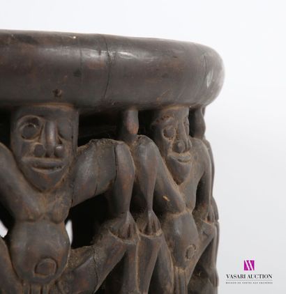 null CAMEROON - BAMILÉKÉ
Carved wood monoxyl customary chief's stool with openwork...