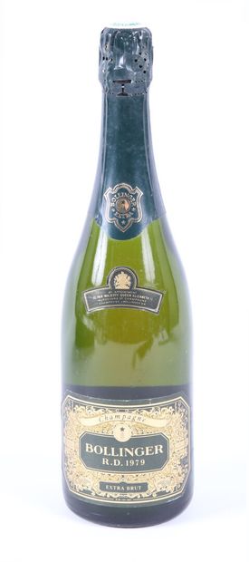 null 1 bouteille	Champagne BOLLINGER R.D Extra Brut		1979
	Dégorgé le 3/09/1990....