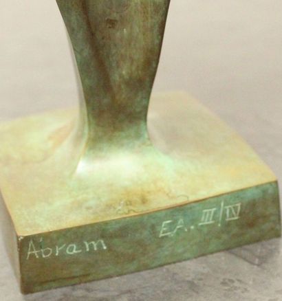 null ABRAM André (XXème siècle)

Venus I

Bronze à patine verte

Numérotée E.A III/IV,...