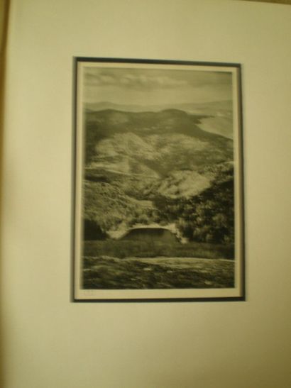null STAAT Frédéric. Les Vosges. 40 reproductions en Mezzotinto.

Strasbourg, 1920,...