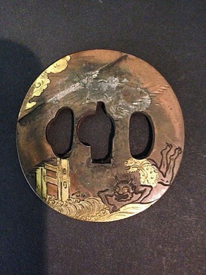 null Deux tsubas en bronze à décor doré.

XIXème siècle
