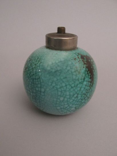 null C.A.B. (Céramique d’Art de Bordeaux)

PRIMAVERA

Vase de forme sphérique en...
