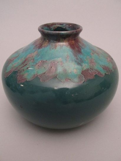 null - C.A.B. (Céramique d’Art de Bordeaux)

PRIMAVERA

Vase à large panse aplatie...