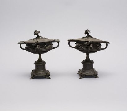 null CAIN Auguste Nicolas (1822-1894)

Paire de cassolettes en bronze à patine brune

posant...