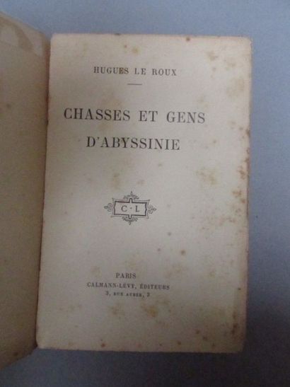 null LE ROUX, Hugues. - Chasses et Gens

d’Abyssinie. Paris, Calmann-Levy. s.d. (1903).

318...