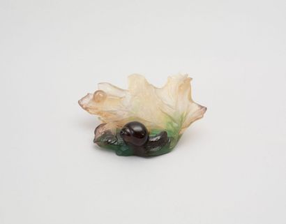 null DAUM

Vide poche en verre polychrome figurant un

escargot sur une feuille

Signé...