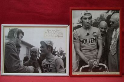 null Deux Photographies. Eddy Merckx - Cyril Guimard et Roger Bastide. 16x22cm.