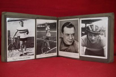 null Ensemble de 38 photos-cartes de champions cyclistes des années 1940-1950 dont...