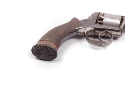 null Revolver ADAMS Mle 1851 - Cal. 36 -

canon octogonal - chien sans crête - crosse

finement...