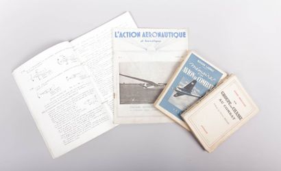 null Ensemble de quatre livres brochés sur le

thème de l’aviation composé de:

-...