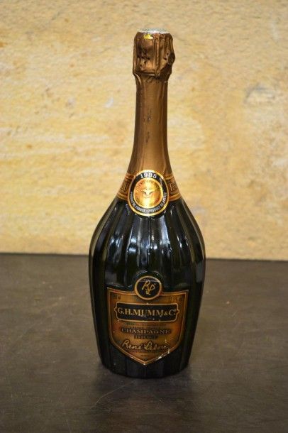 null 1 Blle : Champagne MUMM Cuvée René Lalou 1985

Et. excellente. N : impeccab...