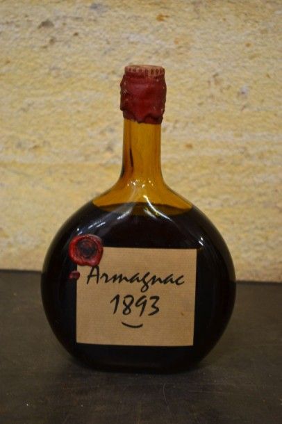 null 1 Blle : Armagnac mise J. Dupeyron - Condom 1893

Bouteille basquaise. Et. excellente....