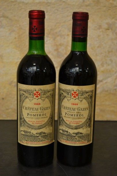 null 2 Blles : CH. GAZIN Pomerol 1969

Et. légèrement tachées sinon bonnes. N : 1...