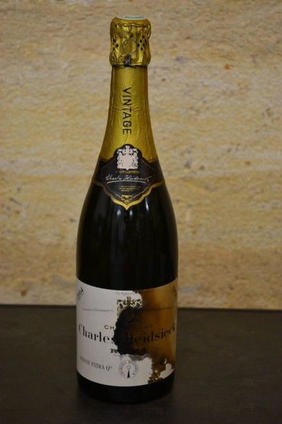 null 1 Blle : Champagne CHARLES HEIDSIECK Brut 1964

Et. à moitié tachée mais lisible....