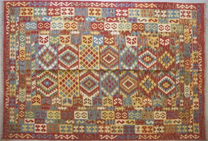 null Kilim 	

296 cm x 204 cm