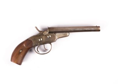 null Pistolet à deux coups - canons en table

Espagne, fin du XIXème siècle

Note...