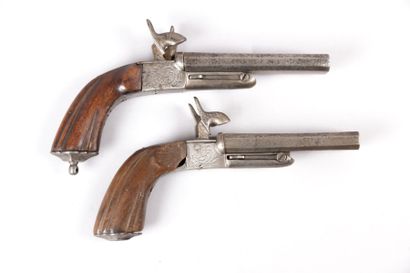 null Deux pistolets à broche - canons

juxtaposés - fabrication Castillo y Esnaola...