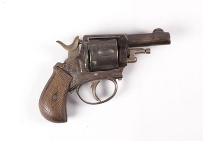 null Revolver type British Bulldog - Cal. 380

- N°66 - pontet acier -crosse bec...