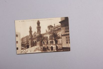 null Lot de 30 CP sur Alger - Fez et Casablanca,

on y joint une carte portrait d'un...