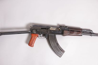 null Fusil AK47 à crosse pliante - Cal 7,62x39

n°GZ08885, fabrication polonaise...