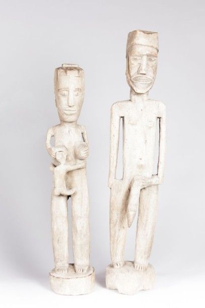 null MADAGASCAR

Homme et femme allaitant

Deux culptures en bois

Haut. : 85,5 cm...