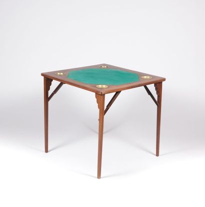 null Table à jeu de forme carrée en bois de placage marquetée en feuilles dans des...