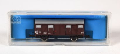 null RIVAROSSI (ITALIE)

Wagon couvert des D.B. - Ref/9307

(boite d'origine)