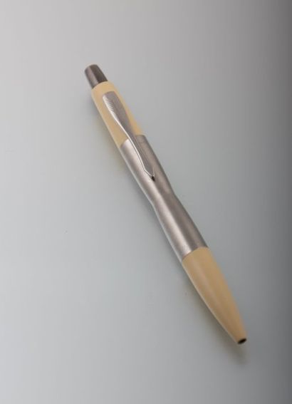 null PARKER stylo en métal et laqué crème